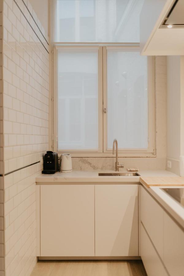 Blue Bird Residence Suite Moriaan Антверпен Екстериор снимка