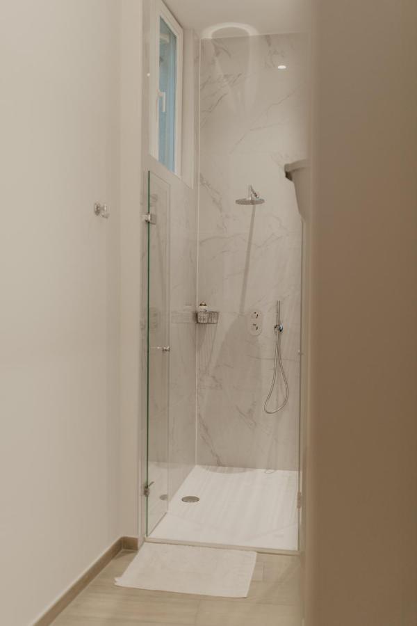 Blue Bird Residence Suite Moriaan Антверпен Екстериор снимка