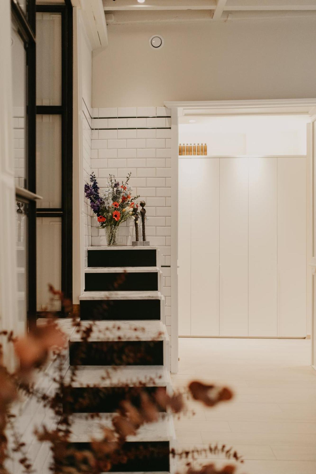 Blue Bird Residence Suite Moriaan Антверпен Екстериор снимка