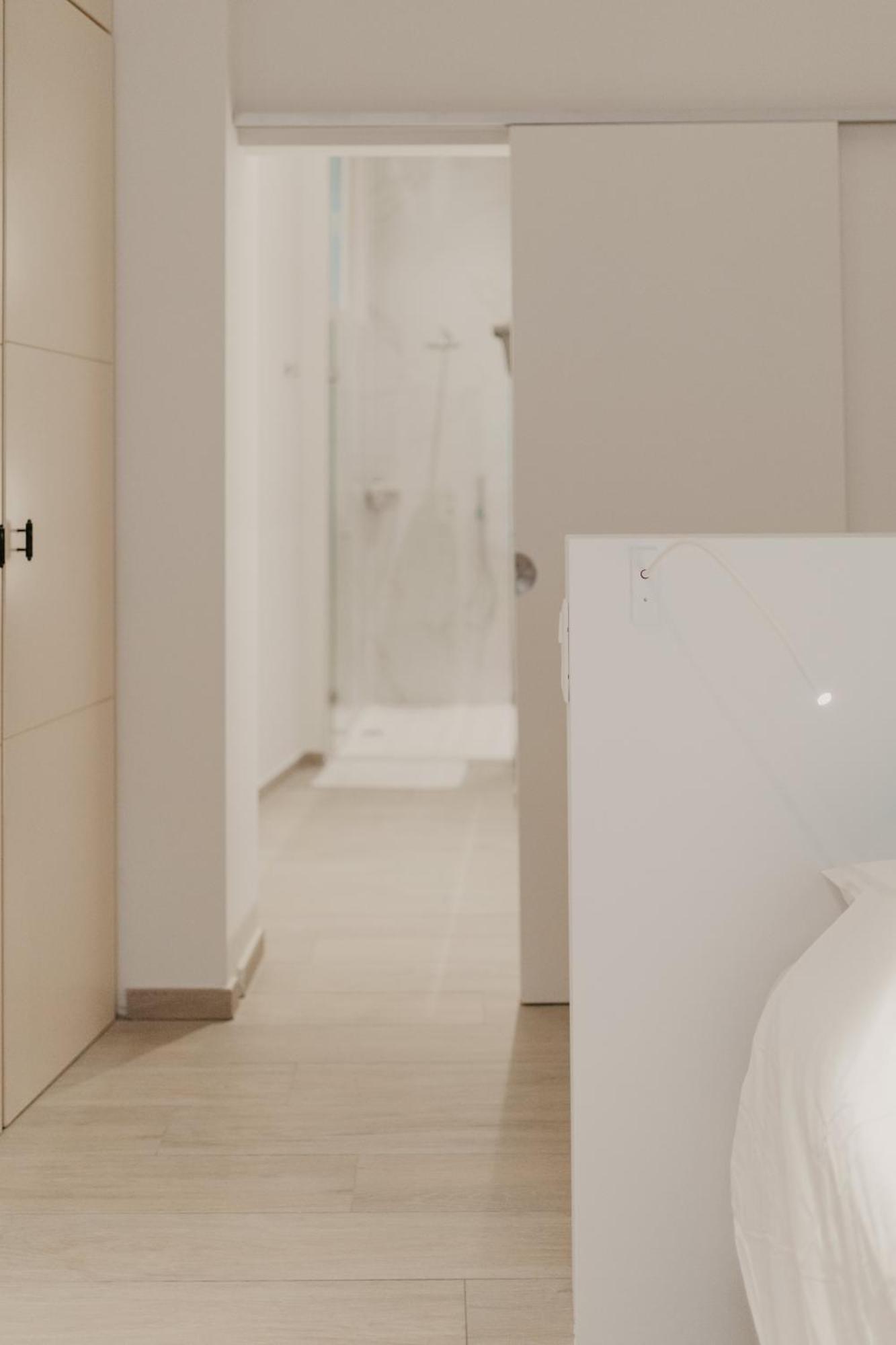 Blue Bird Residence Suite Moriaan Антверпен Екстериор снимка