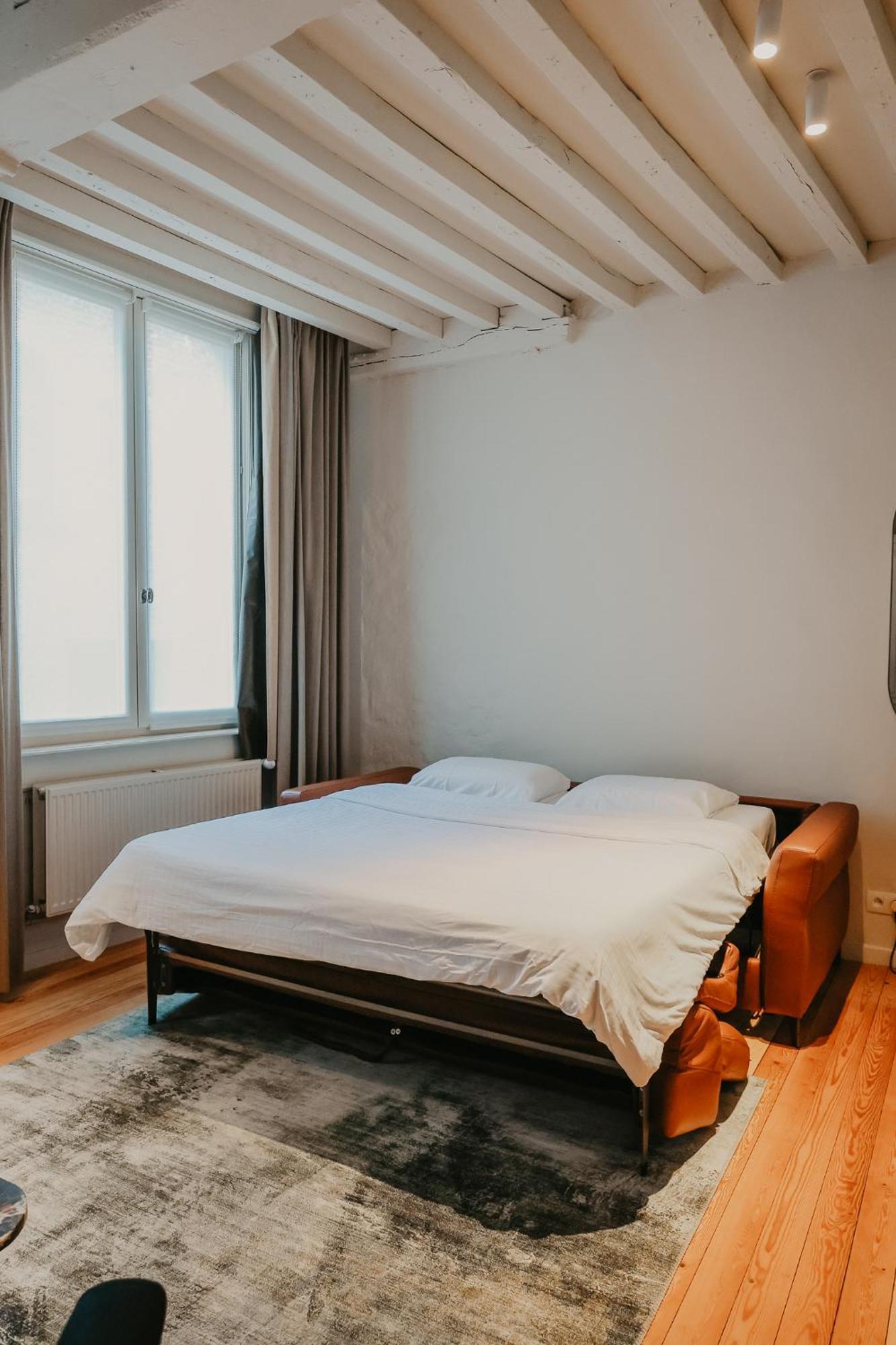 Blue Bird Residence Suite Moriaan Антверпен Екстериор снимка